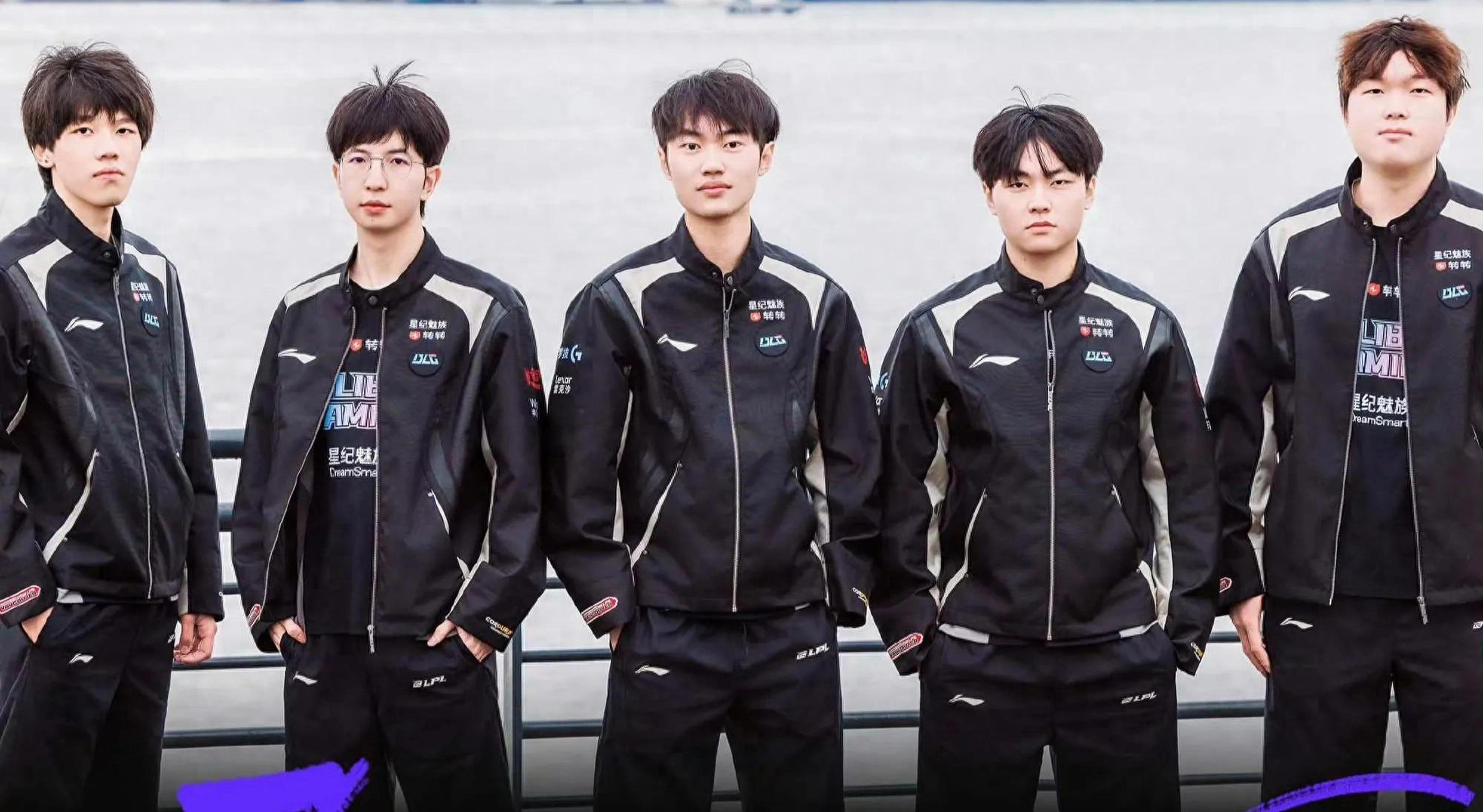 斯即将以4 斯即将以4