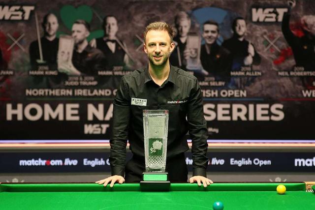 游泳比赛的 游泳比赛的