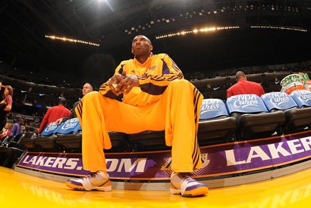 肘区夹击更 肘区夹击更